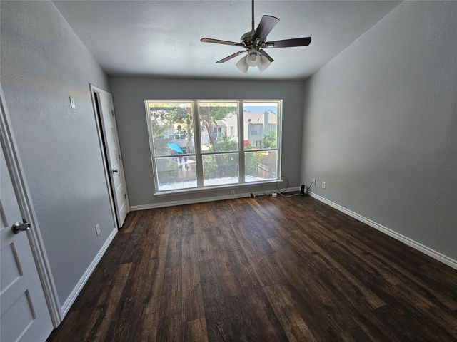 1600 Maybrook Court, Arlington, TX 76014