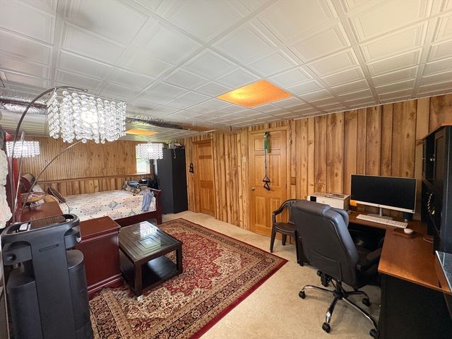 88 Boulevard Street, Lowell, MA 01854