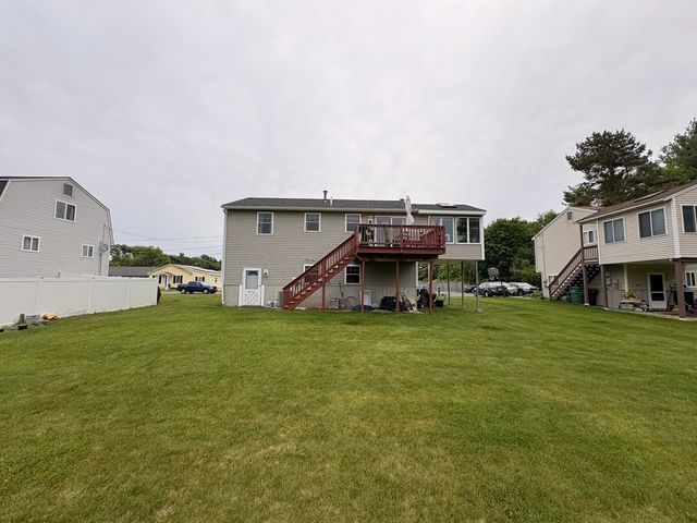 88 Boulevard Street, Lowell, MA 01854