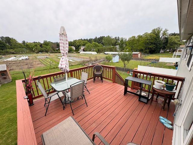 88 Boulevard Street, Lowell, MA 01854