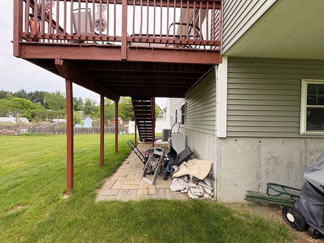 88 Boulevard Street, Lowell, MA 01854