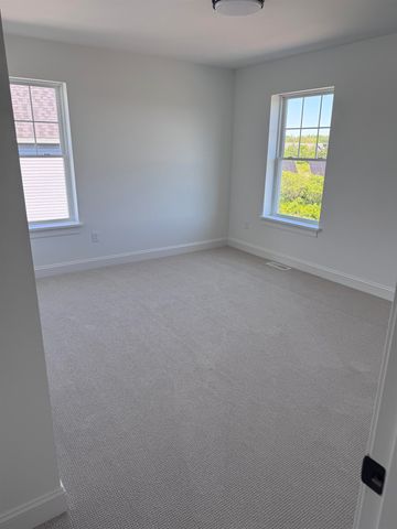 149 Aurora Road, South Burlington, VT 05403