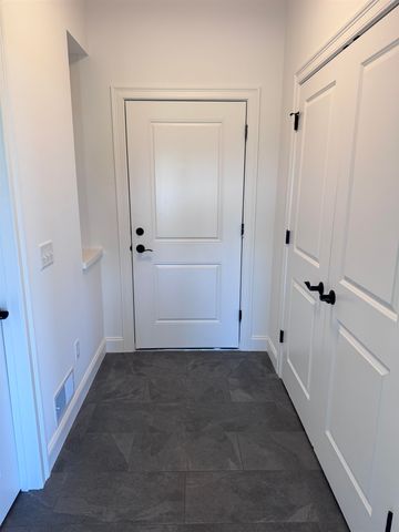 149 Aurora Road, South Burlington, VT 05403