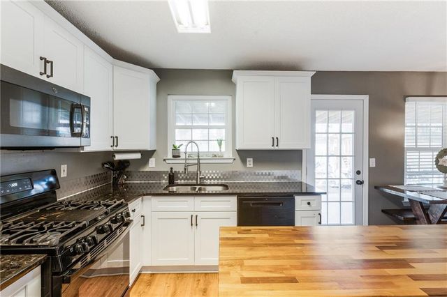 154 Carrie Drive, Dallas, GA 30157