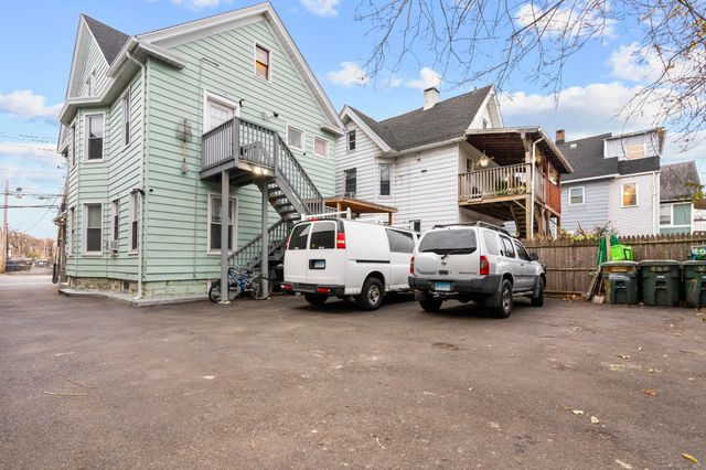 865 Iranistan Avenue, Bridgeport, CT 06604