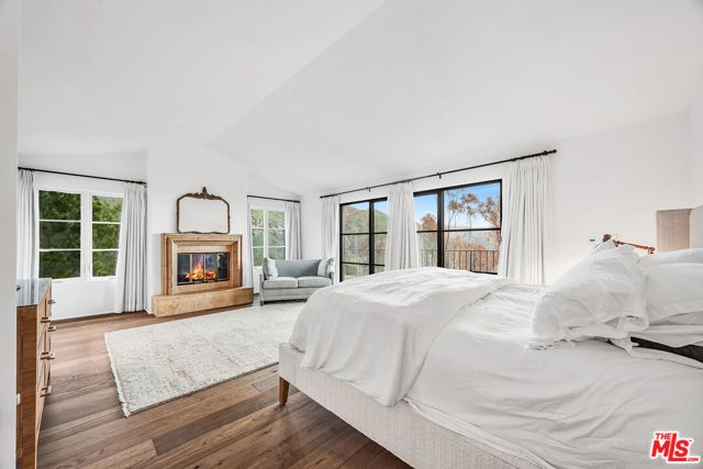 2382 Live Oak Meadows Road, Malibu, CA 90265