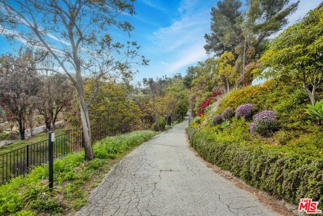 2382 Live Oak Meadows Road, Malibu, CA 90265
