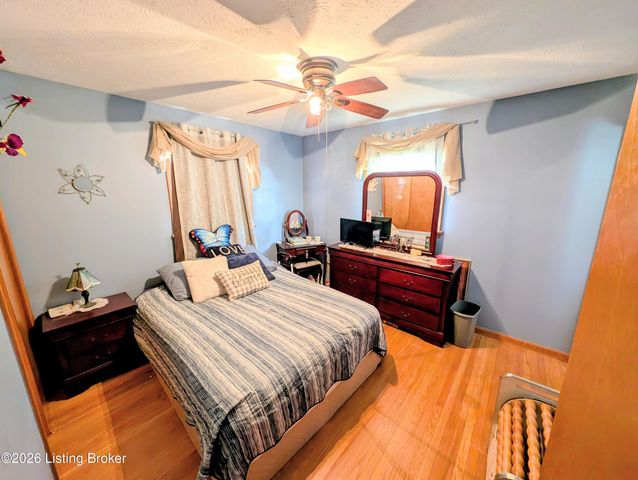 5524 Mariemont Rd, Louisville, KY 40258