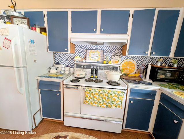 5524 Mariemont Rd, Louisville, KY 40258