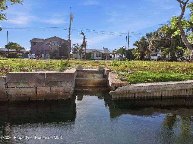 14206 Hendry Court, Hudson, FL 34667