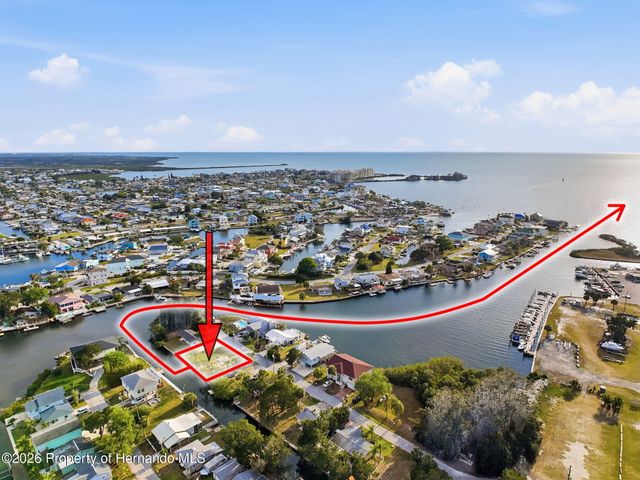 14206 Hendry Court, Hudson, FL 34667