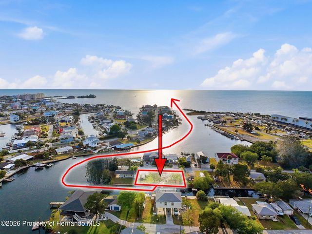 14206 Hendry Court, Hudson, FL 34667