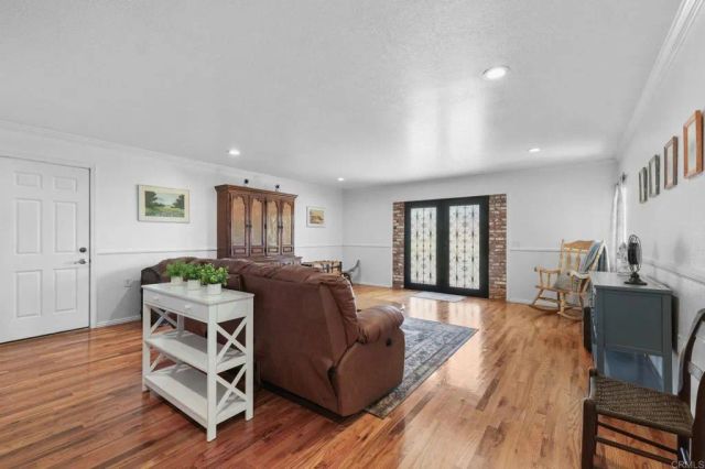 9529 Marilla Drive, Lakeside, CA 92040