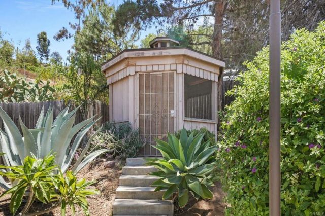 9529 Marilla Drive, Lakeside, CA 92040