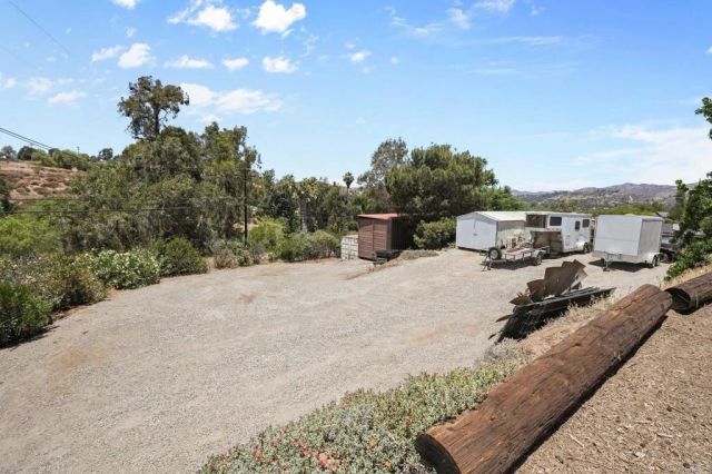 9529 Marilla Drive, Lakeside, CA 92040