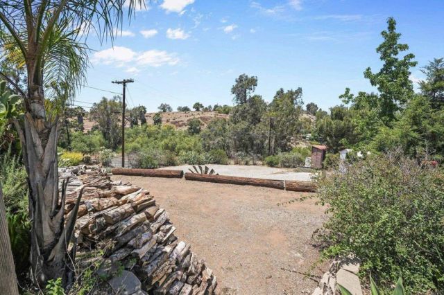9529 Marilla Drive, Lakeside, CA 92040