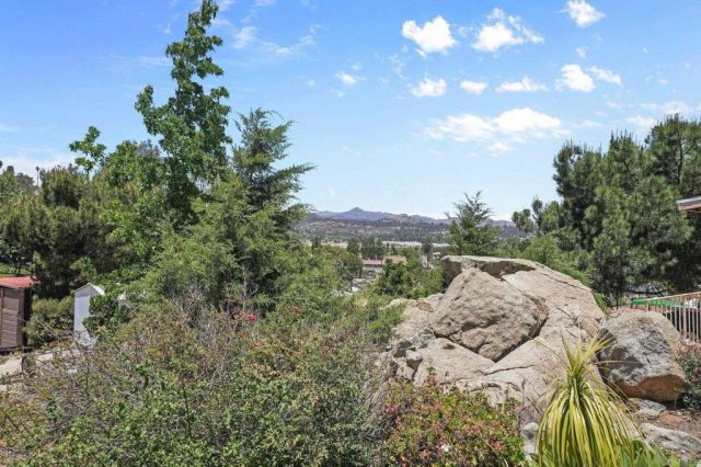 9529 Marilla Drive, Lakeside, CA 92040