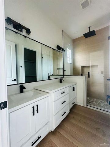 2017 W Olympia Avenue, Alton, TX 78573