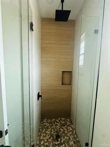 2017 W Olympia Avenue, Alton, TX 78573