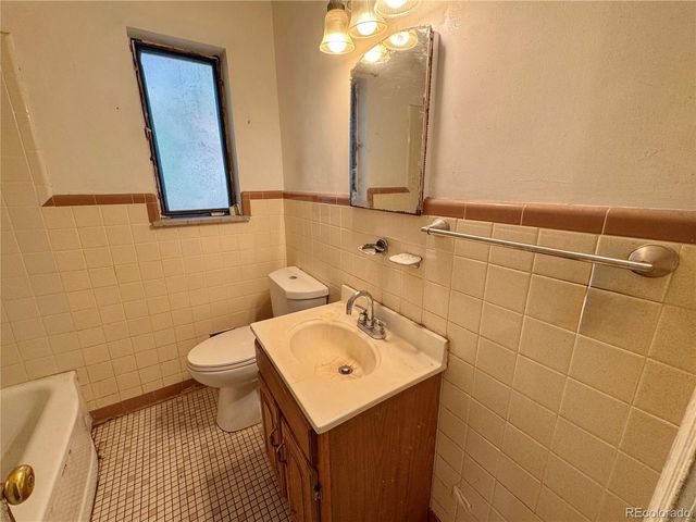 4028 Batavia Place, Denver, CO 80220