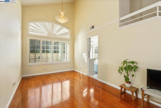 312 Sirena Del Mar Rd, Marina, CA 93933