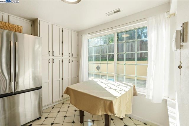 312 Sirena Del Mar Rd, Marina, CA 93933