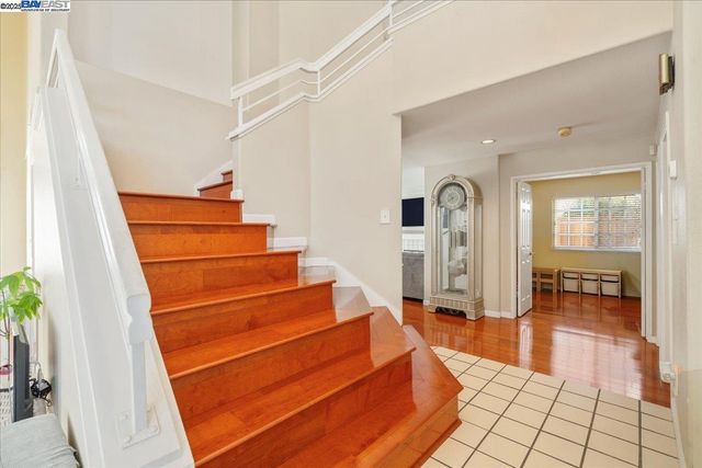 312 Sirena Del Mar Rd, Marina, CA 93933