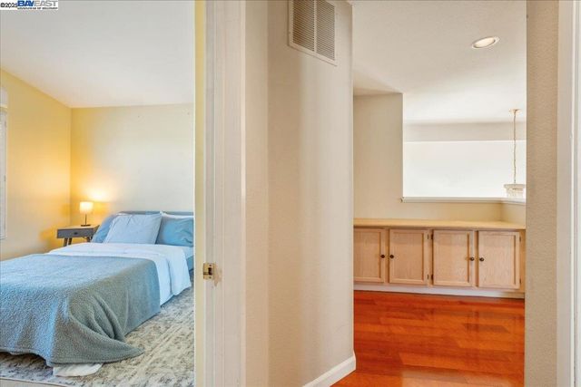 312 Sirena Del Mar Rd, Marina, CA 93933