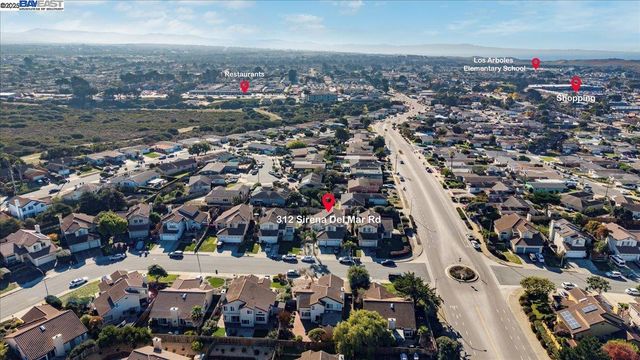 312 Sirena Del Mar Rd, Marina, CA 93933