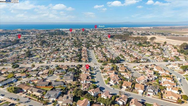 312 Sirena Del Mar Rd, Marina, CA 93933