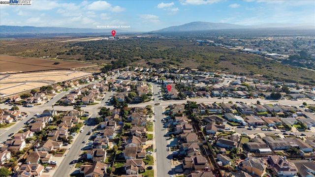 312 Sirena Del Mar Rd, Marina, CA 93933