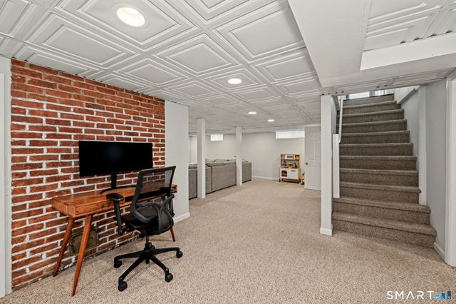 158 Courtland Hill Street, Stamford, CT 06906