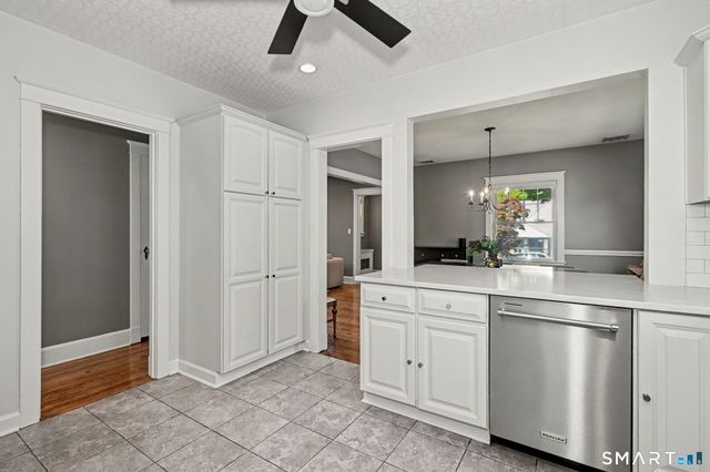 158 Courtland Hill Street, Stamford, CT 06906