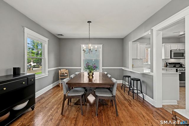 158 Courtland Hill Street, Stamford, CT 06906