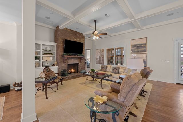 195 HUNTERS REST LN, Piperton, TN 38017