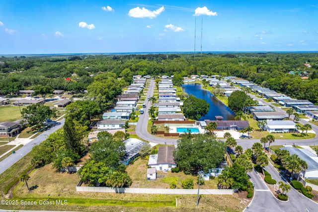 4458 Twin Lakes Drive, Melbourne, FL 32934