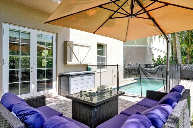 822 SW 10th Street, Fort Lauderdale, FL 33315