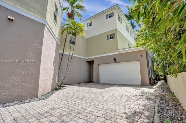 822 SW 10th Street, Fort Lauderdale, FL 33315