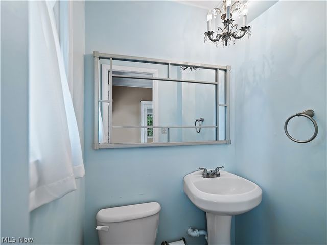 12582 Clifton Boulevard, Lakewood, OH 44107