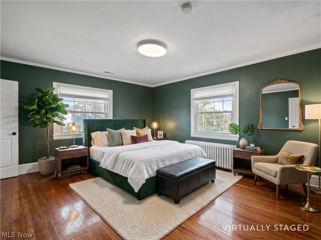 12582 Clifton Boulevard, Lakewood, OH 44107