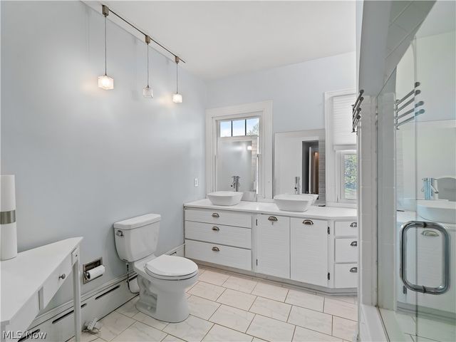 12582 Clifton Boulevard, Lakewood, OH 44107