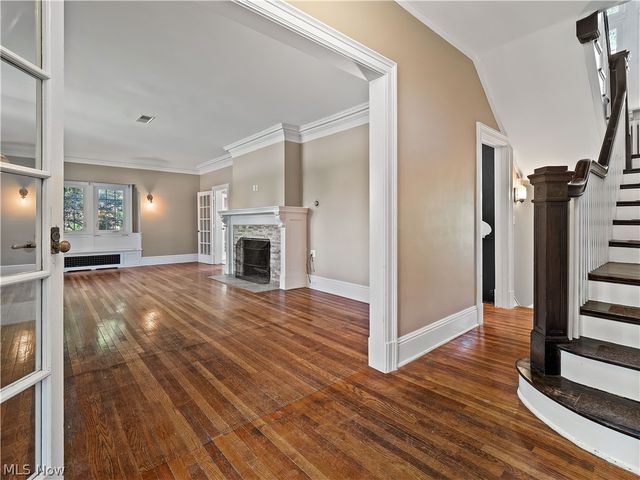 12582 Clifton Boulevard, Lakewood, OH 44107