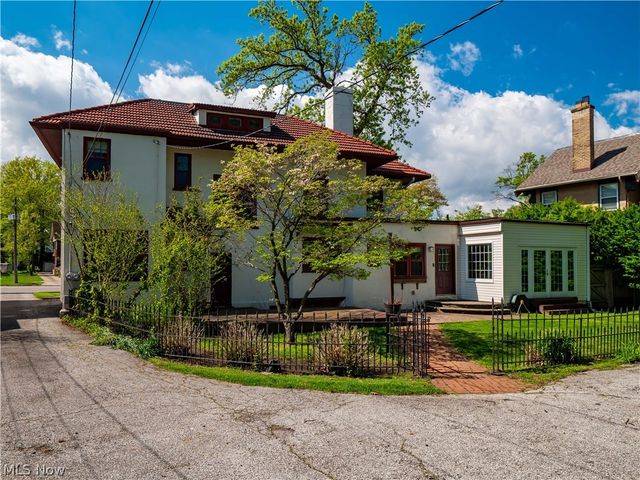 12582 Clifton Boulevard, Lakewood, OH 44107