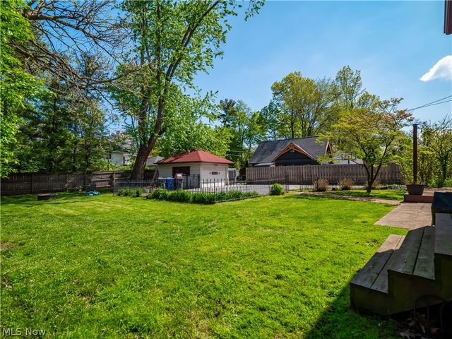 12582 Clifton Boulevard, Lakewood, OH 44107