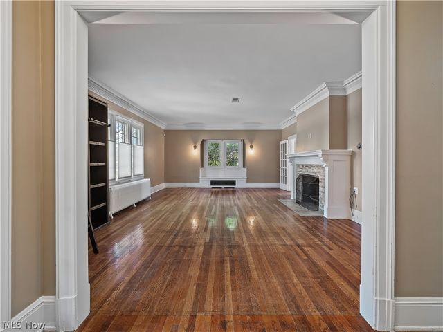12582 Clifton Boulevard, Lakewood, OH 44107