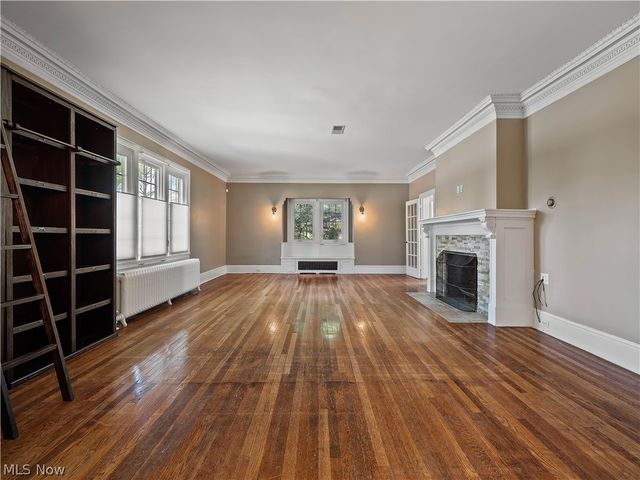 12582 Clifton Boulevard, Lakewood, OH 44107