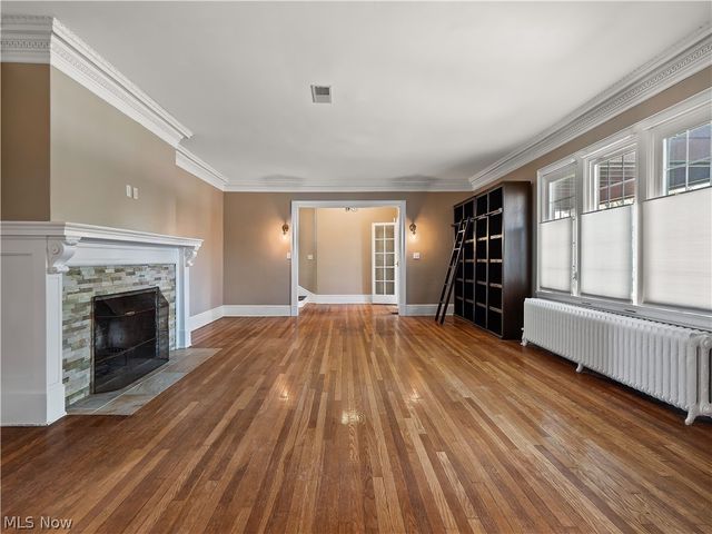 12582 Clifton Boulevard, Lakewood, OH 44107