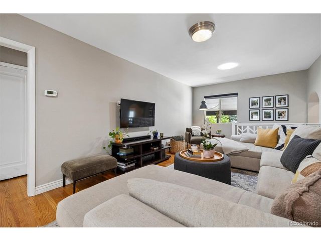 730 Ivanhoe St, Denver, CO 80220