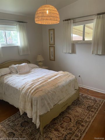 22518 Avalon Street, St. Clair Shores, MI 48080