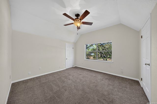3030 Oak Hollow Dr, New Braunfels, TX 78132